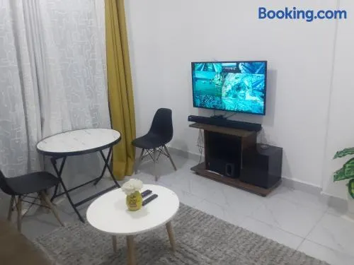 EXECUTIVE ONE BEDROOM BAMBURI Mtambo - Image 1