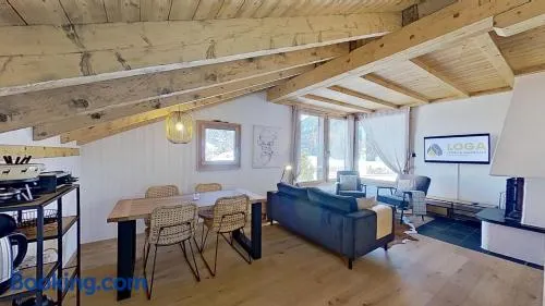 Voll ausgestattetes schönes Apartment mit Garten | Bergblick - Image 1