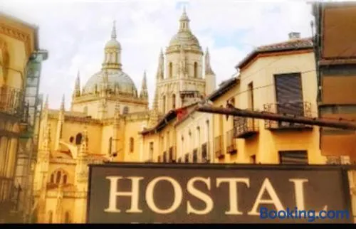 Hostal Plaza - Image 1