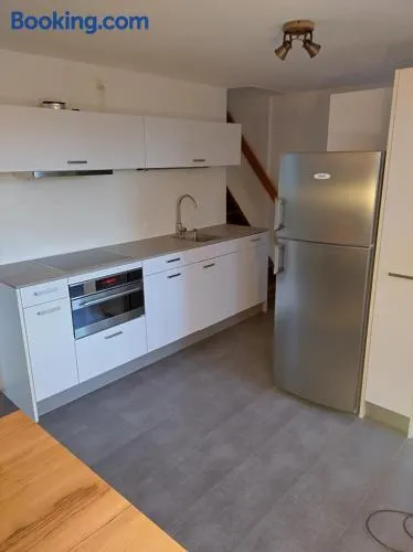 2 1/2 Zimmer Ferienwohnung - Image 1