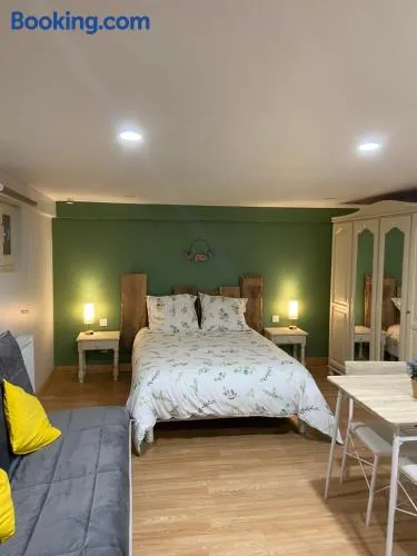 Chambre au vert - Image 1