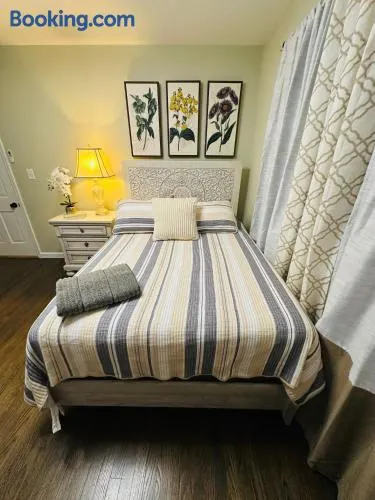 The Peaceful Perch 1BR Double - Shared Home - MetLife & Philly FIFA 2026 Access - Image 1