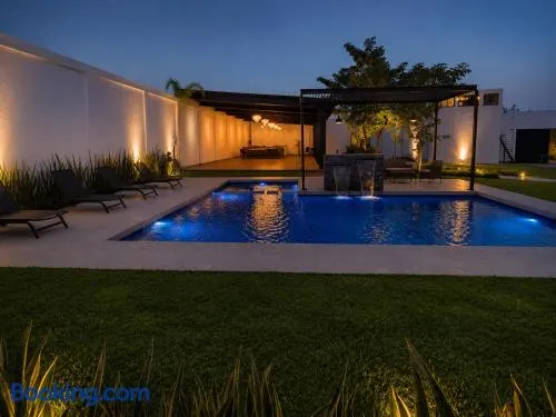 Lucmar Jardín boutique - Image 1