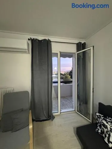 Dimitras Apartment with 3 bedrooms Elefsis - Image 1