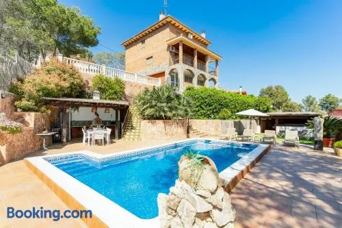 Charming Villa Del Cel, peaceful location, private pool and A/C - Image 1