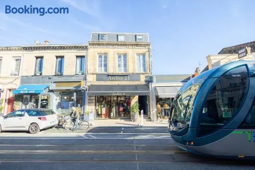 Studio 30 m2 proche parc et Tram D Le Bouscat tres lumineux - Image 1