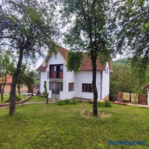 Porodična Oaza Kosjerić - Family House - Image 1