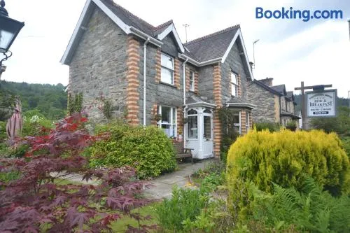 Gorphwysfa House B & B - Image 1