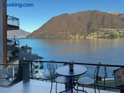 Il Vicolo sul Lago - Image 1