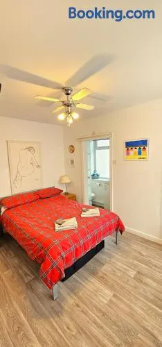 Seven Seas Beach Retreat - Image 1