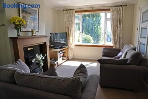 Sunny House with views to Edinburgh Skyline - Image 1