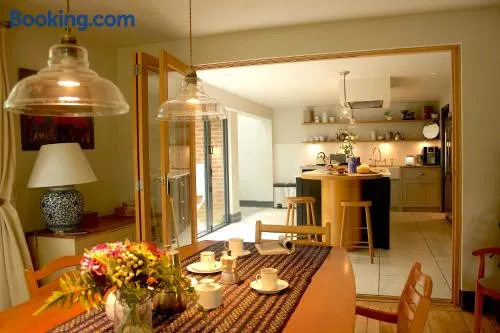 Modernised seven bedroom country house and garden with hot tub - Image 1