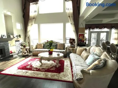 European-American Style Suite - Image 1