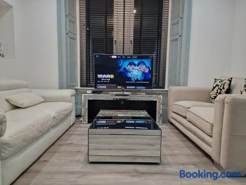 Boutique villa newly refurbished Dundee - Image 1