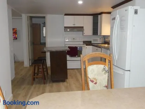 Chambre privée dans logement partagé - Image 1