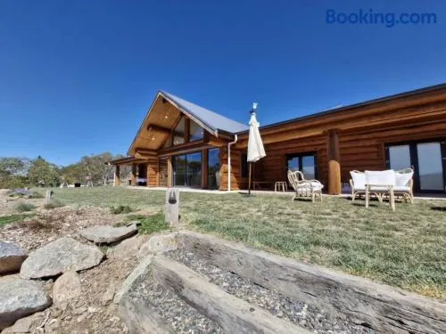 The Log House - Jindabyne - Image 1