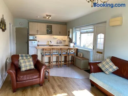 Sleepy Donkey Cottage - Image 1