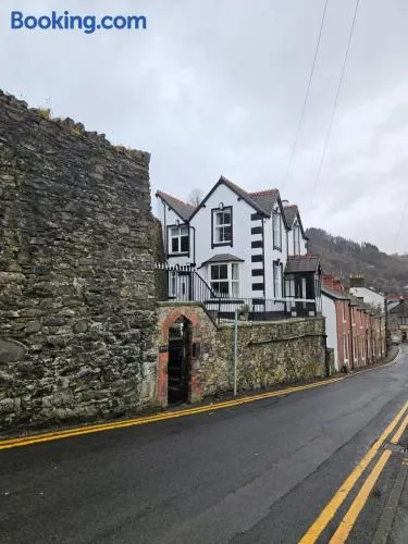 Bryn Aber-The House on the Hill - Image 1