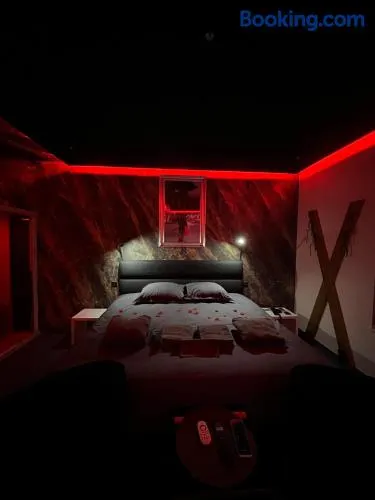 spa de la quarterelle LOVE ROOM 88 VOSGES - Image 1