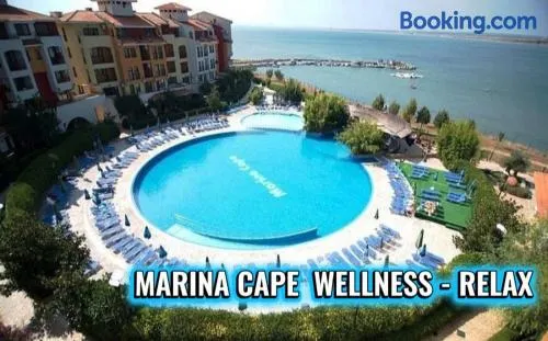 MARINA CAPE & WELLNESS-RELAX Nr 32-35 - Image 1