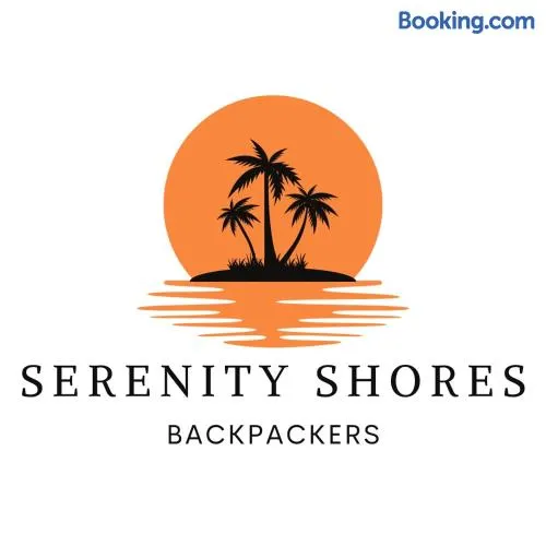 Serenity Shores Backpackers - Image 1