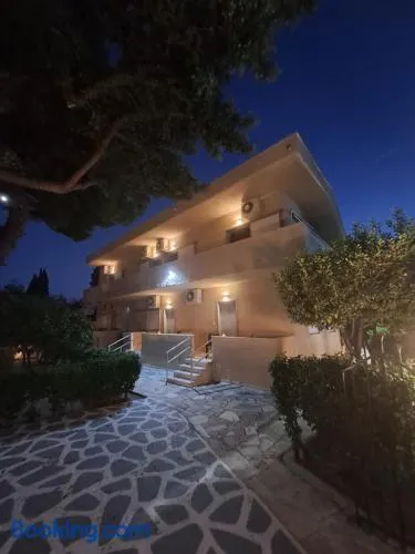 Studios Αποστόλης Selianitika - Image 1