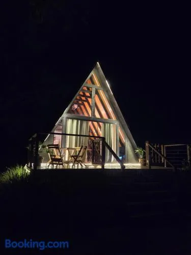 Chalé A-Frame Exclusivo com Lago Privativo - Image 1