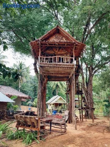 Sunset Beach Bungalow Koh Pu - Image 1
