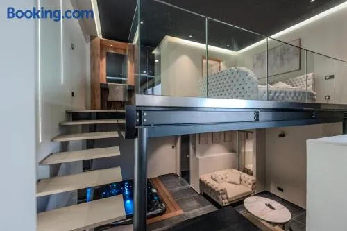 La Suite - Jacuzzi - Hammam - Image 1