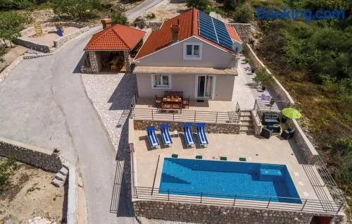 Matušić Guest House - Image 1