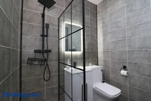 Stylish Stay in East Kilbride, Glasgow. - Image 1