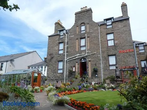 Nethercliffe Hotel - Image 1