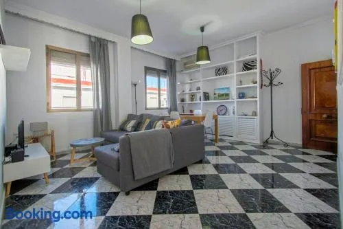 Apartment next to Santa Justa - Image 1