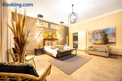 Zabini Lodge and Game Drives - Image 1