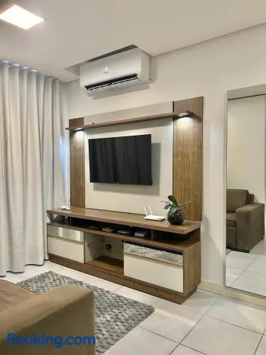 Apartamento Completo, Moderno e Bem Localizado - Image 1