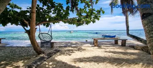 Blue House Backpackers Siquijor - Image 1