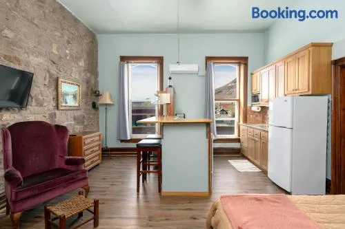 Del Norte Colorado Stone Quarry Studio Apt - Image 1