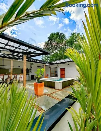 Espectacular casa Campestre con Jacuzzi - Image 1