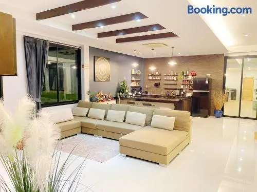 Spacious Private Villa Modern Style near beach - Image 1