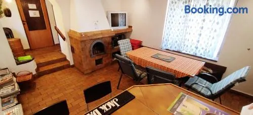 Chata Lucie pod Řípem - Image 1