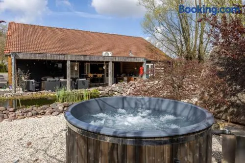 Studio with Pool Table and Optional Sauna & Hot Tub - Image 1