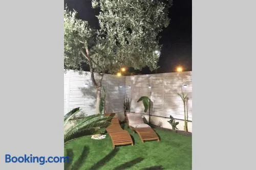Chill out ground floor apartm +private garden+WIFI - Image 1