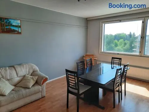 50m2 FREE Parking and Laundry 25min to Center - Image 1