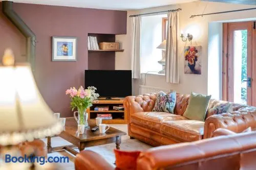 3 Bed in Hawes oc-r33123 - Image 1