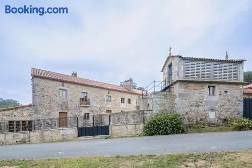 Casa Rural Arijón en Arteixo - Image 1