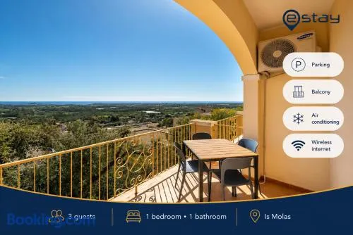 Estay - Casa Oskar - AirCon - WiFi - Parking - Views - Image 1