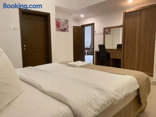 Rest-Inn Furnished Apartments ريست-ان للشقق المفروشة - Image 1