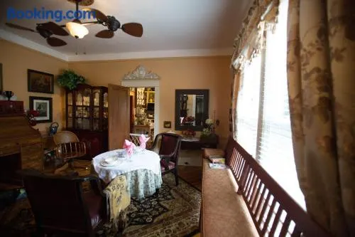 Bees B & B - Image 1