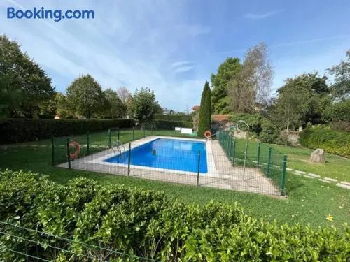 Bajo con Jardin y Piscina! - Image 1