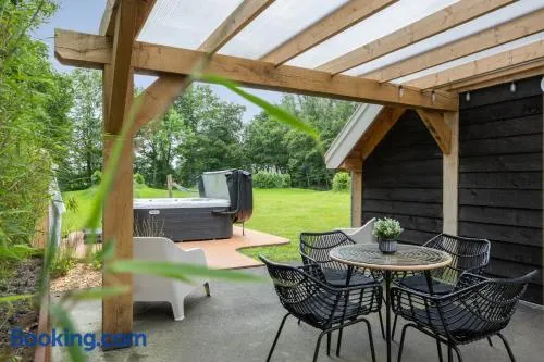 Luxurious nature stay in Friesland with jacuzzi - Image 1